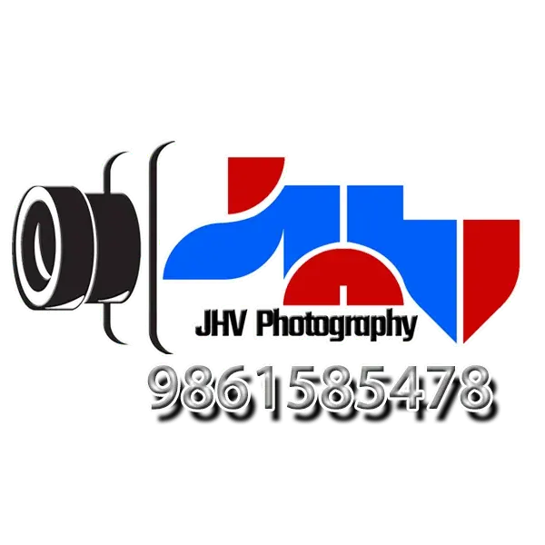 Headshot of JHV Photography, the photographer behind JHV Photography.