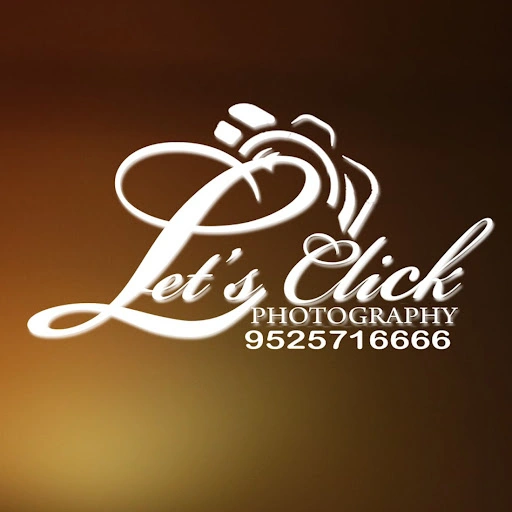 Headshot of Let’s Click photography, the photographer behind Let’s Click photography.