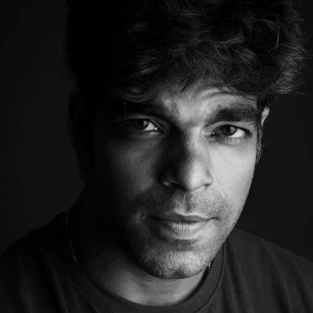 Headshot of Deepak Wadhwani , the photographer behind DeepGstudio.