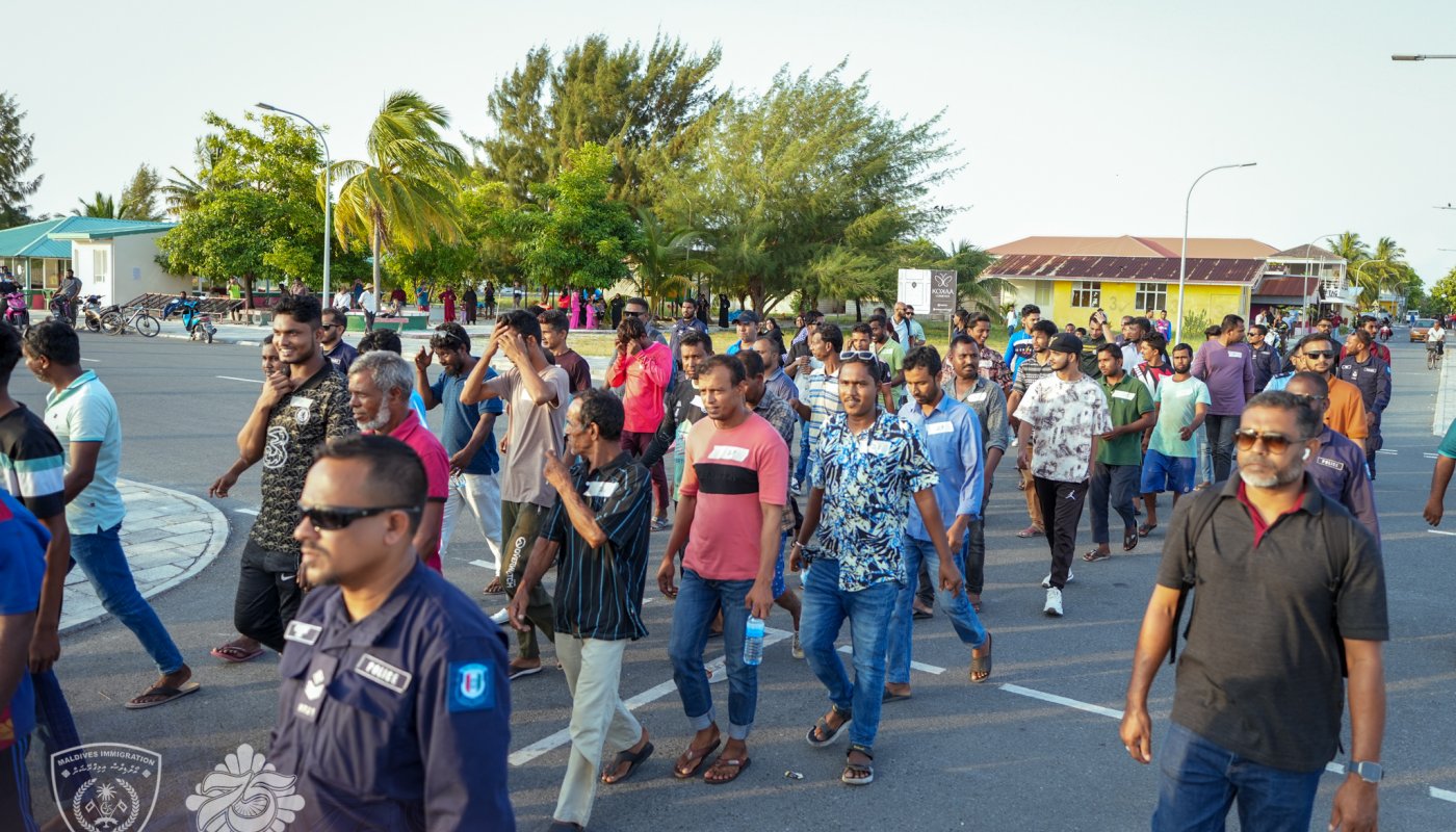 ގަވައިދާ ޚިލާފަށް އުޅޭ ބިދޭސީން: ދިވެހިރާއްޖެއަށް ކުރިމަތިވެފައިވާ ގިނަގުނަ ގޮންޖެހުންތަކެއް