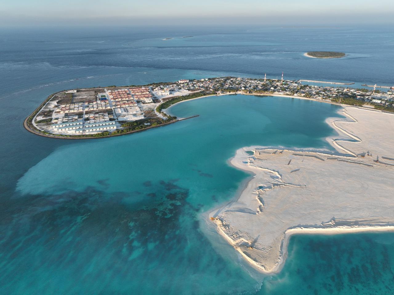 ހއ. ދިއްދޫ ބިން ހިއްކުމުގެ މަޝްރޫޢަށް ފާހަގަކުރެވޭ ކުރިއެރުންތަކެއް: 41 ހެކްޓަރުގެ ބިން ހިއްކައިފި