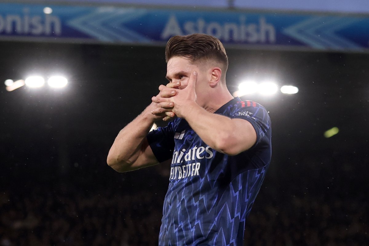 ލީޑްސް އަތުން މޮޅުވެ އާސެނަލްއަށް ހަތް ޕޮއިންޓްގެ ލީޑެއް