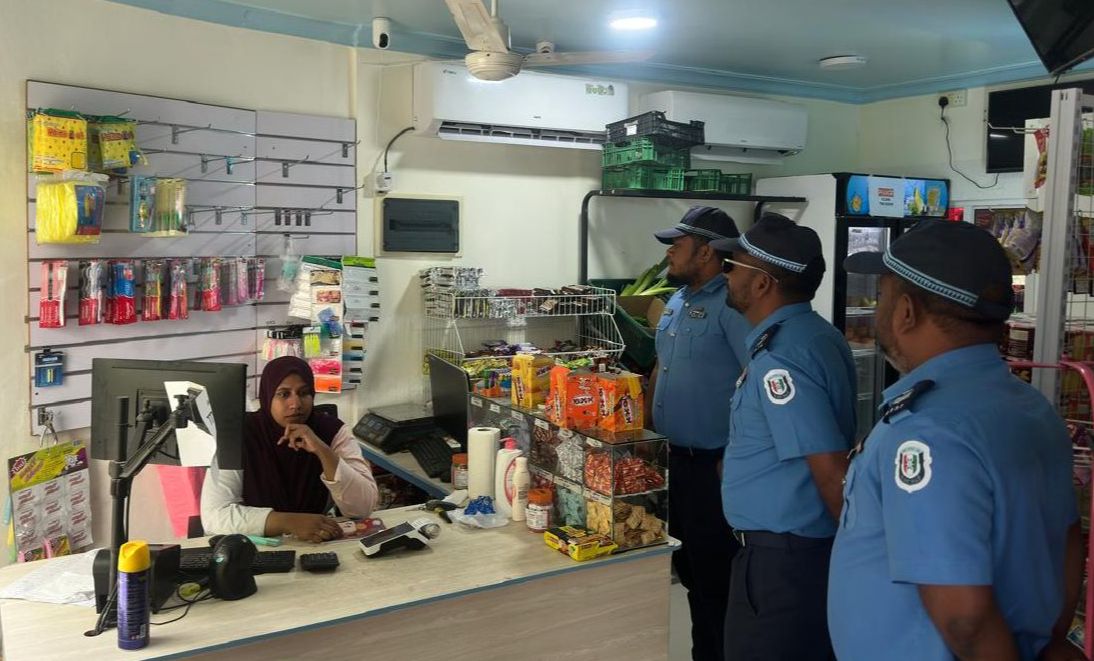 ފީއަލީ ވިޔަފާރިވެރިން ހޭލުންތެރިކުރުމަށް ފުލުހުން ހާއްސަ ހަރަކާތެއް ހިންގައިފި 
