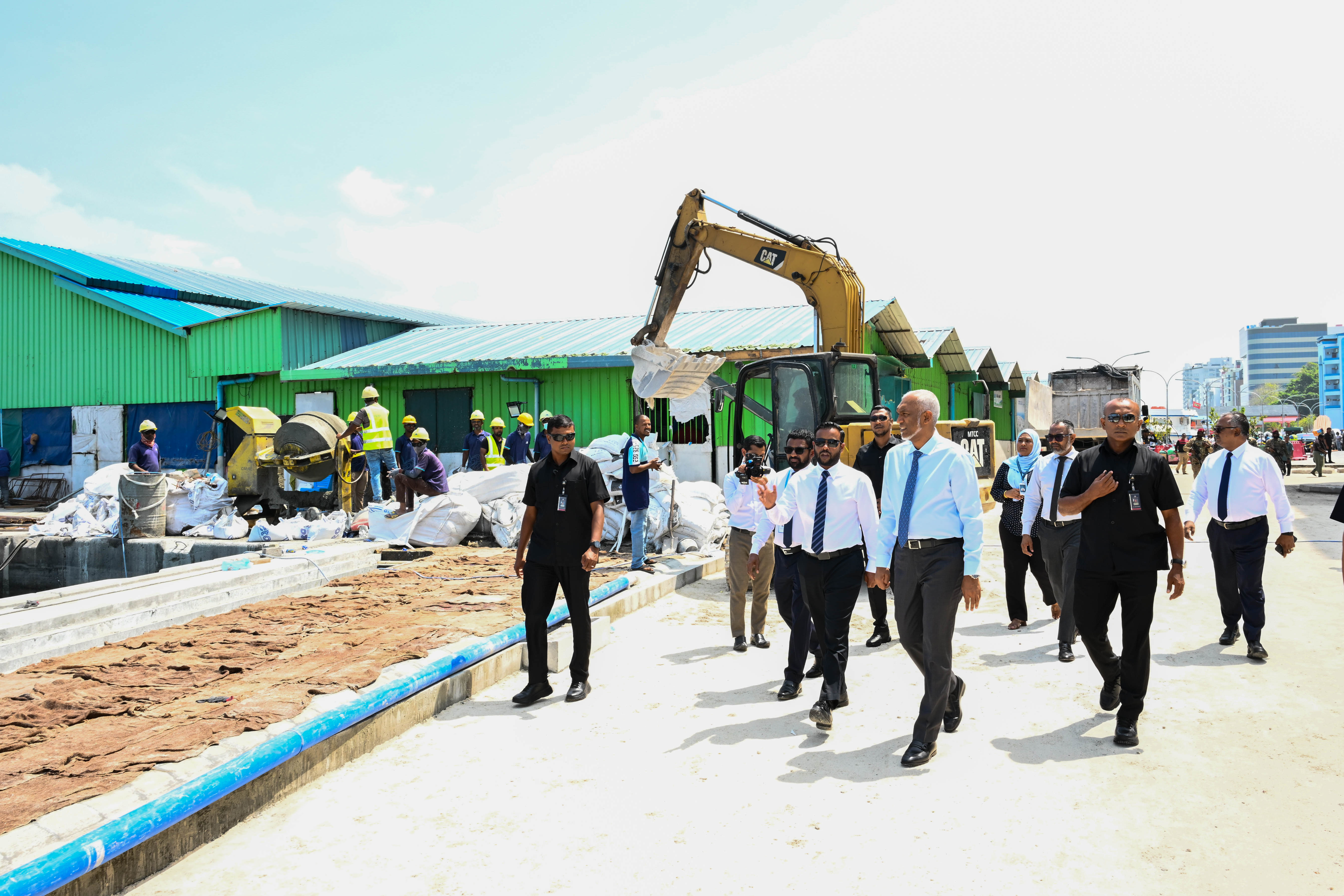 ބޮޑުތަކުރުފާނު މަގު ތަރައްޤީކުރުމުގެ މަޝްރޫޢުގެ މަސައްކަތް ހިނގަމުންދާގޮތް ރައީސުލްޖުމްހޫރިއްޔާ ބައްލަވާލައްވައިފި