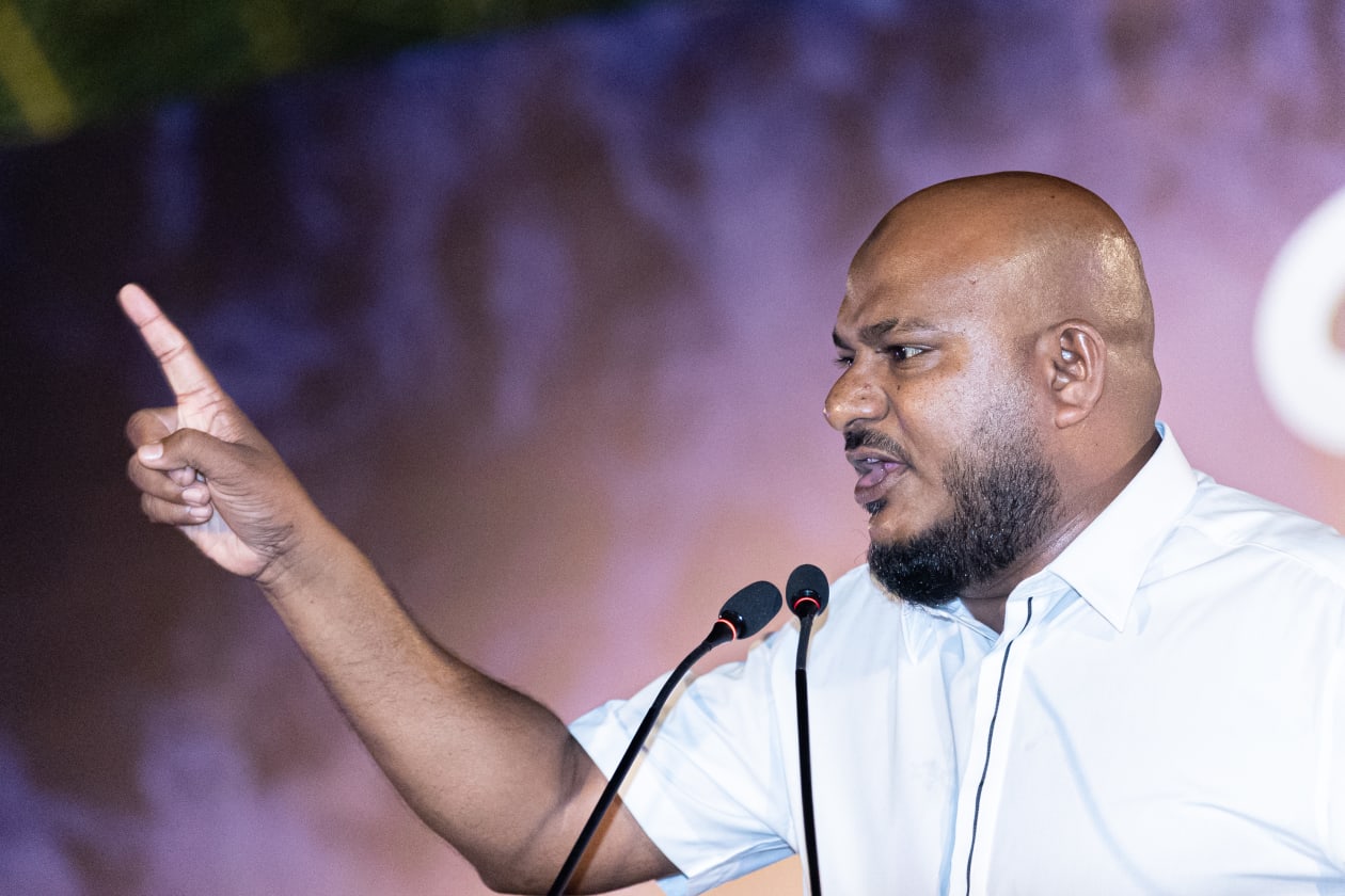 އެމްޑީޕީ ބަލިކުރަން މިއުޅެނީ އޮޅުވާލައި މަކަރު ހަދާގެނެއްނޫން: މެންބަރު ޝުޖާއު