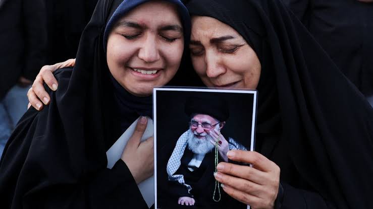 އަރާމާއި ލައްޒަތުގެ ތެރެއަށް ޢަރަޤުވެފައިވާ ދުނިޔޭގައި ހަމައެކަނި ދީނުގެ ދިފާއުގައި ސާބިތުކަން ދެއްކެވި ހިއްވަރުގަދަ ބަޠަލު