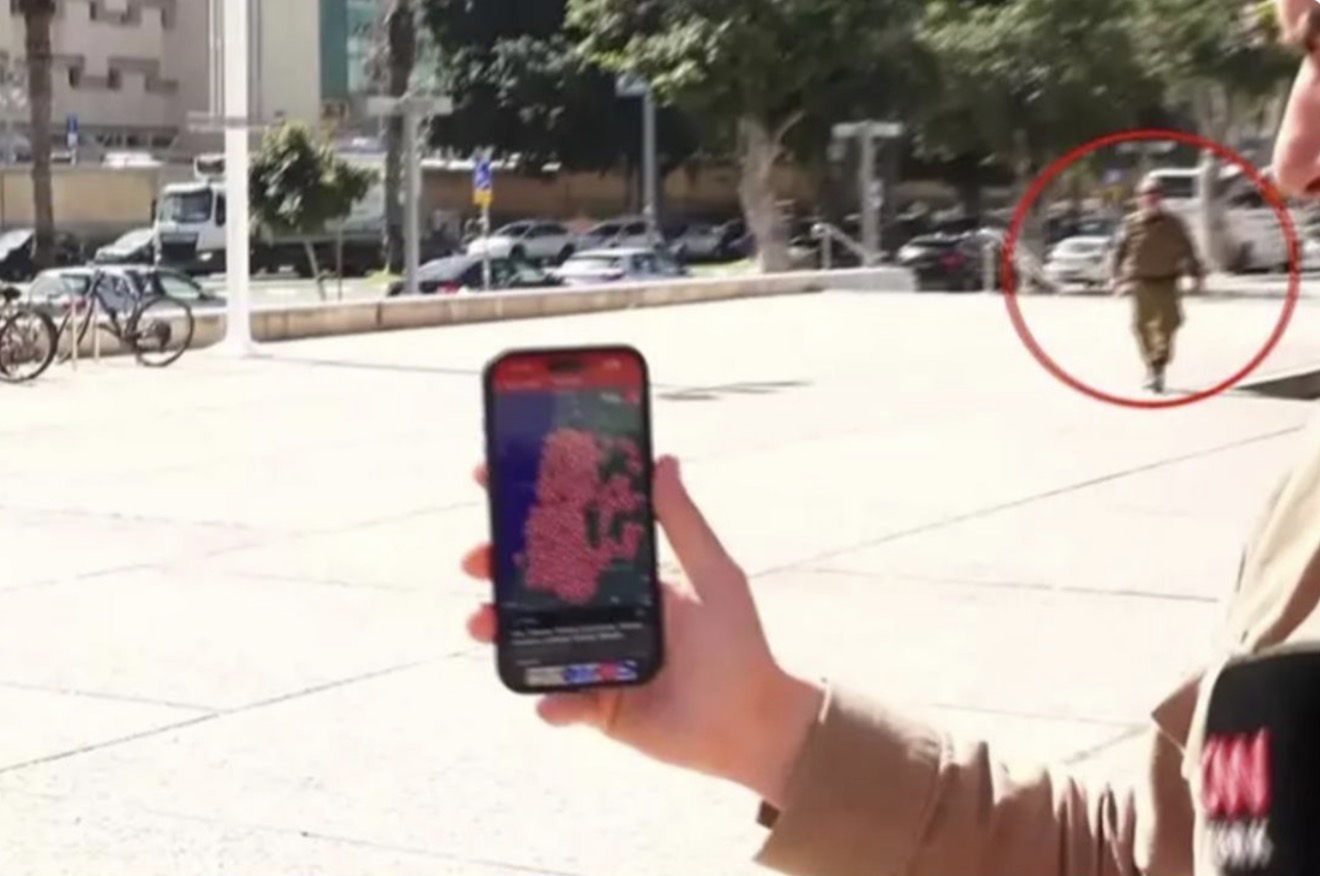 ތެލް އަވީވްގައި މަސައްކަތްކުރަމުން ދިޔަ ތުރުކީގެ ނޫސްވެރިން އިސްރާއީލުން ހިފަހައްޓައިފި