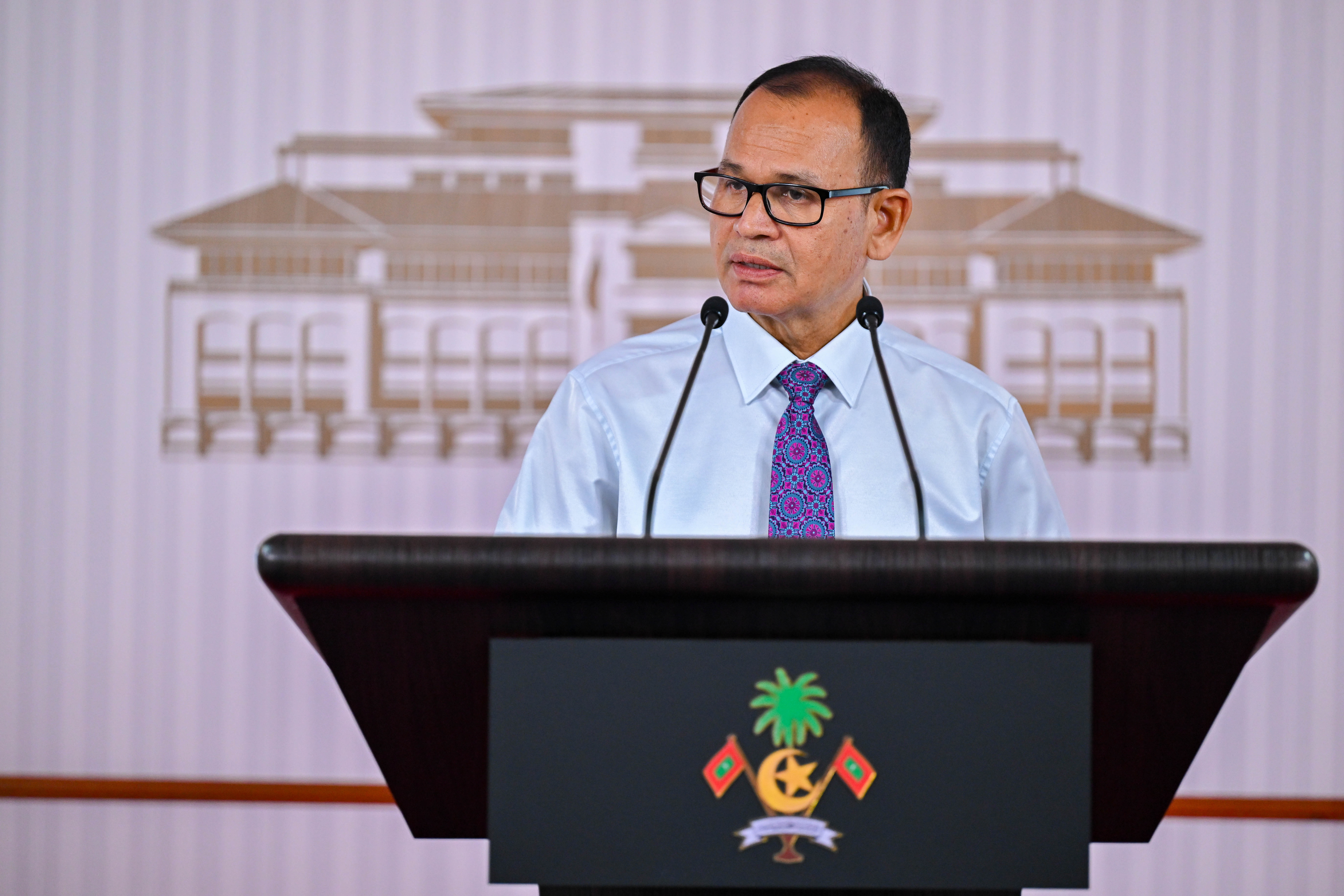 ދެ އިންތިޚާބު އެއްދުވަހު ބޭއްވުމަކީ ހިންގުމަށް ހެޔޮ ބަދަލުތަކެއް އަންނާނެ ކަމެއް: ވަޒީރު އާދަމް ޝަރީފް