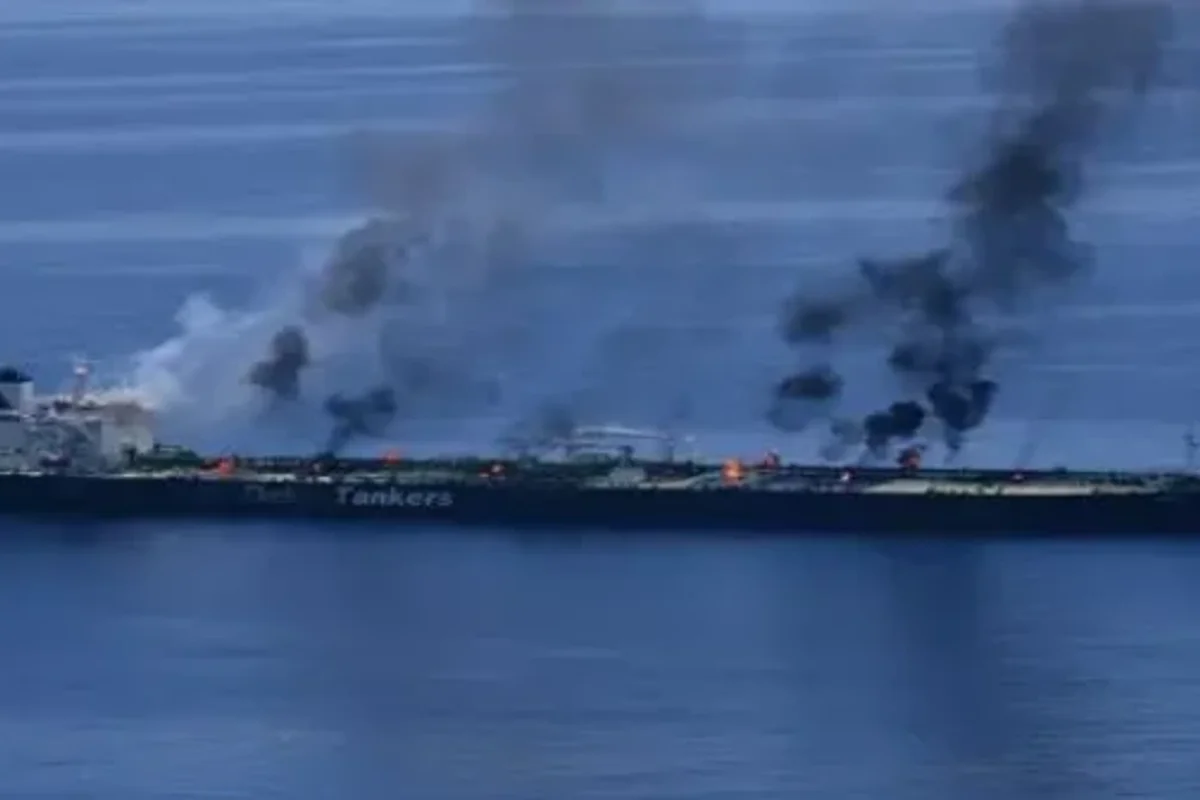 އިރާނުން އެމެރިކާގެ ތެޔޮ ޓޭންކަރަކަށް ކަނޑުއަޑީގެ ޑްރޯން ހަމަލާއެއް ދީފި