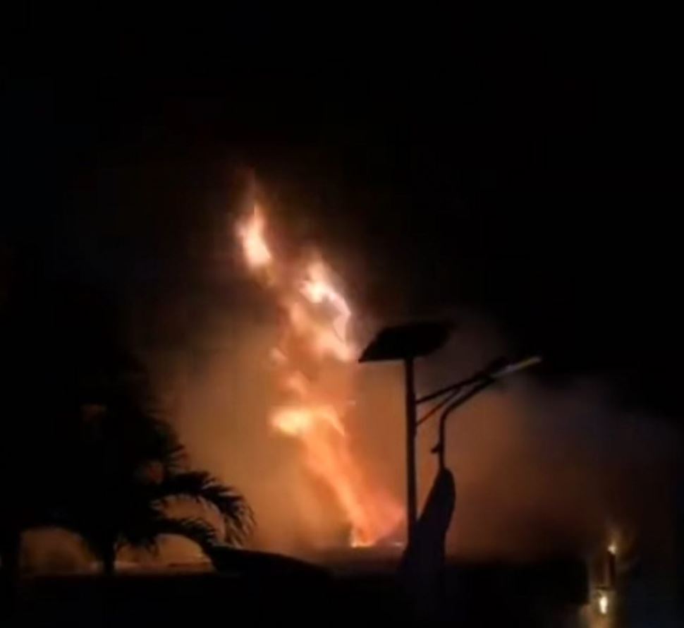 އަލިފާނުގެ ހާދިސާގައި ދިގުރަށުން ފިހުނު ދެ މީހުންނަށް ވެންޓިލޭޓަރުގައި ފަރުވާ ދެނީ