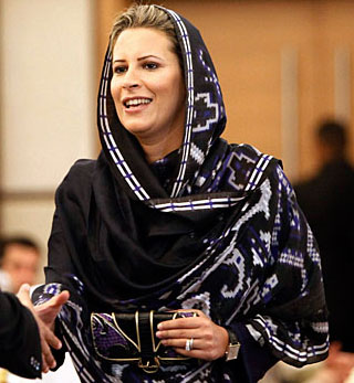 ގައްޒާފީގެ ދަރިކަނބަލުން އީރާނަށް: "ބައްޕަޔަށް ހެދުނު ގޯސް ތަކުރާރު ނުކުރާތި"