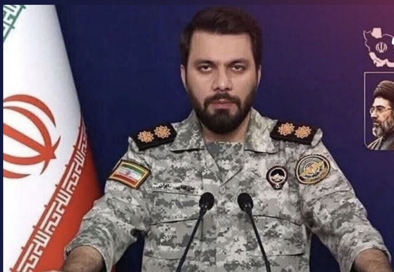 އީރާނުގެ ރިވޮލިއުޝަނަރީ ގާޑުން އިސްރާއީލުގެ އާންމުން ދިރިއުޅޭ ސަރަހައްދުތަކަށް ހަމަލާދިނުމުގެ އިންޒާރު ދީފި: 'ލޮލަކަށް ލޮލެކެވެ'