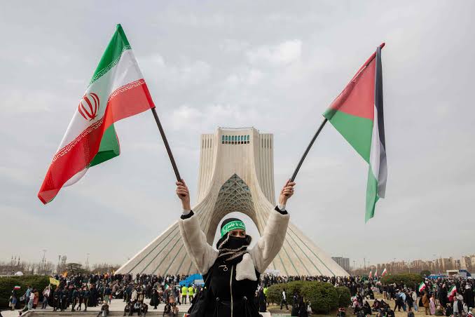 ދަތިކުރުމުގެ ފިޔަވަޅުތަކާއި،  އީރާނުން  ހާސިލްކުރި  ކާމިޔާބީ  އަދި  އޭގެ  އަސްލު.  ދުނިޔެއަށް  ނަމޫނާއެއް