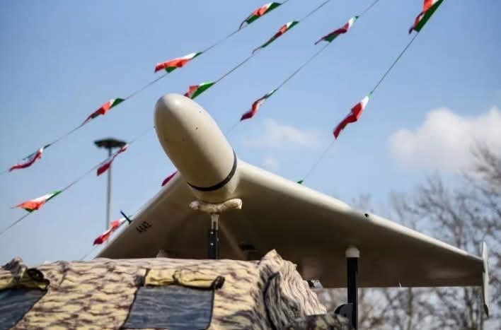 އީރާނުން ދުވާލަކު 400 'ކާމިކާޒީ' ޑުރޯން އުފައްދާ ކަމަށް ހާމަކޮށްފި