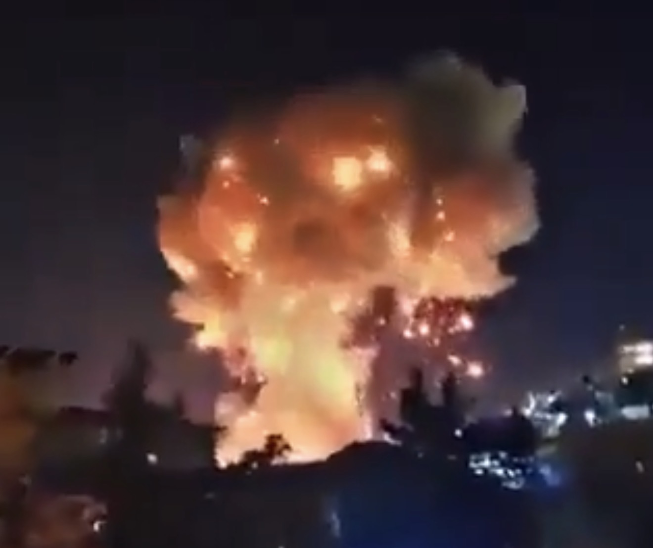 އީރާނުން  ވަރުގަދަ  ހަމަލައެއް  އިޒްރޭލުގެ  އަސްކަރީ  މަރުކަޒަކަށް:  ގިނަ  އަސްކަރީންގެ  މަރު