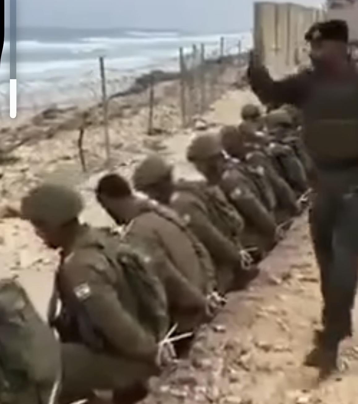 ހޮރްމޫޒް ކަނޑުއޮޅިން އެމެރިކާގެ 43 ސިފައިން އީރާނުގެ ބާރުގެ ދަށަށް  ގެންގޮއްސި