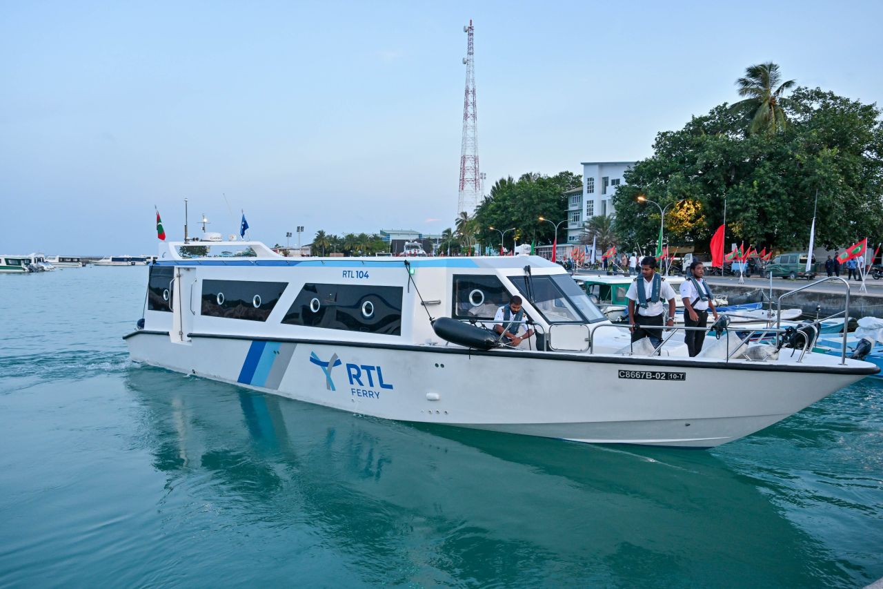 ލ.އަތޮޅުގައި އާރުޓީއެލް ފެރީގެ ޚިދުމަތް ފަށައިފި