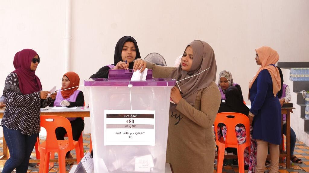 ކައުންސިލް އިންތިހާބެއްގައި ގިނަ ބަޔަކު ވޯޓްލީ މިފަހަރު