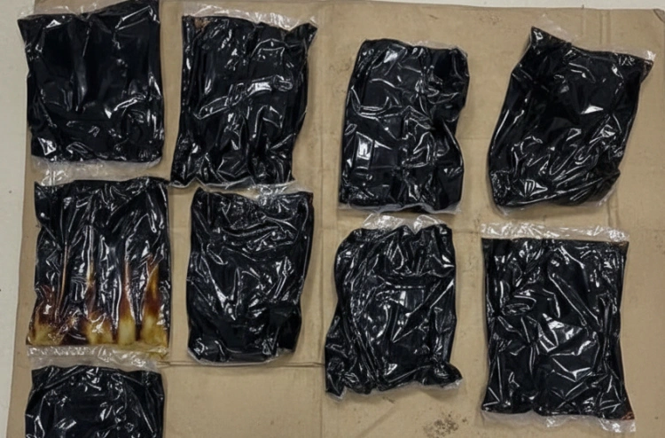 ވައިގެ މަގުން އެތެރެކުރަން އުޅުނު 2 ކިލޯގެ މަސްތުވާތަކެތި އަތުލައިގެންފި