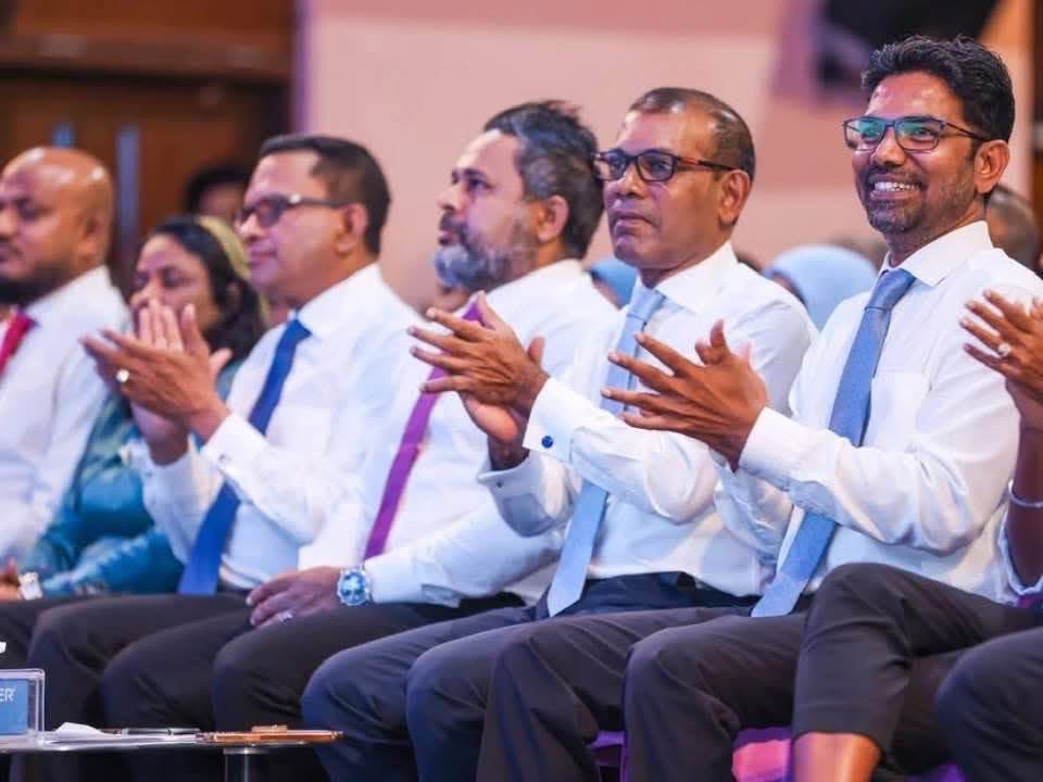 މީކާއިލް ފެކްޝަނުން ނަޝީދަށް ވަރުގަދަ ރައްދެއް: އެމްޑީޕީ ފުނޑާލައި މި ސަރުކާރަށް 2028 މަގުފަހިކުރަން އުޅޭ ކަމަށް ތުހުމަތު