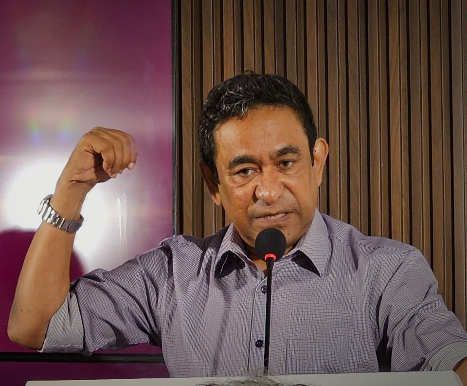 ނަޝީދާއި ސޯލިހާއެކު ނޫސްވެރިންގެ ދިފާއުގައި މަސައްކަތްކުރަން ޔާމީން ނިންމަވައިފި