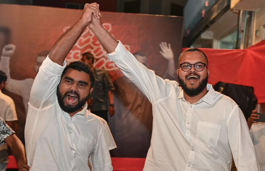ޝަހުޒާނާއި ލީވާން ތިބި ގޮޅިން ފޯނެއް ފެނި، މައްސަލަ ތަހުގީގު ކުރަނީ: ހޯމް މިނިސްޓަރު