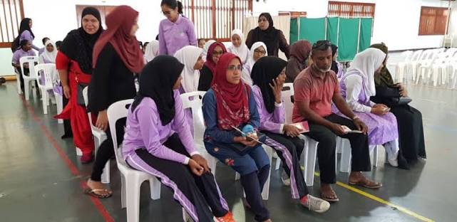 ހިމަބިހި ކޮންޓްރޯލް ކުރުމަށް ދެ ޑޯޒް ފުރިހަމަ ނުކުރާ މީހުންނަށް ވެކްސިން ކެމްޕޭނެއް ފަށަނީ