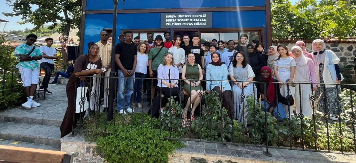 Türk el sanatları, yabancı öğrenciler aracılığıyla uluslararası alana taşınıyor