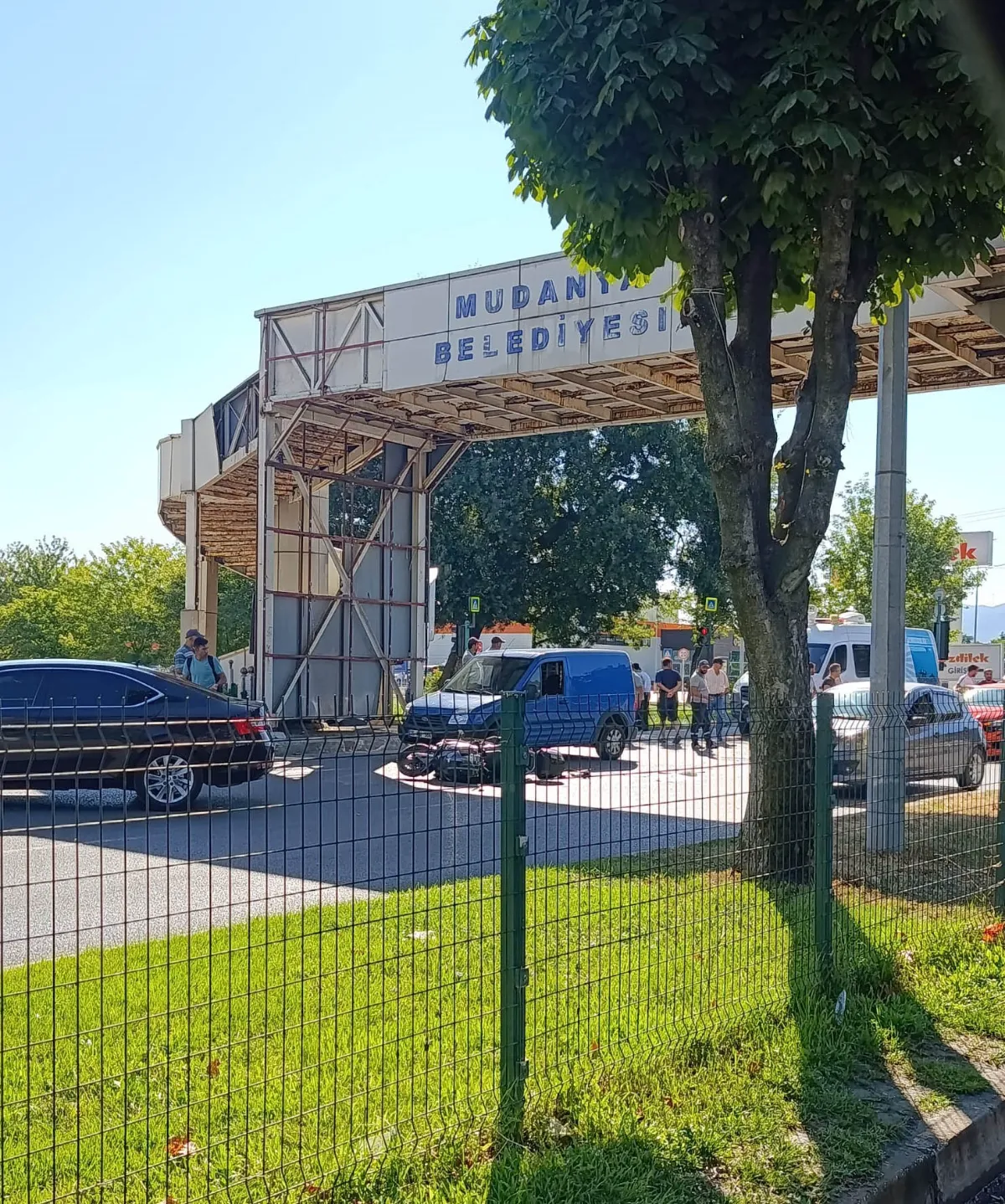Mudanya'da otomobille motosiklet çarpıştı: 1 yaralı
