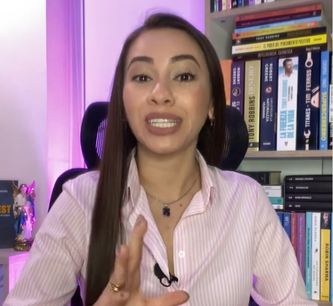 Video testimonial from Karina Arenas