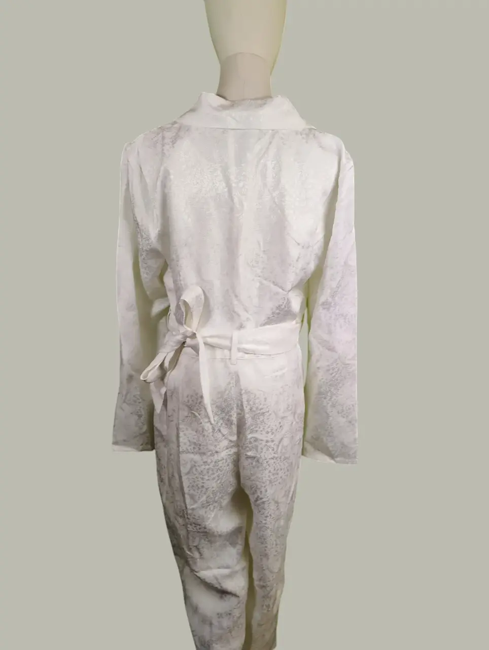 Lulus Upscale Romantic Ivory Jacquard Tie-Waist Collared Long Sleeve Jumpsuit Size L thumbnail 8