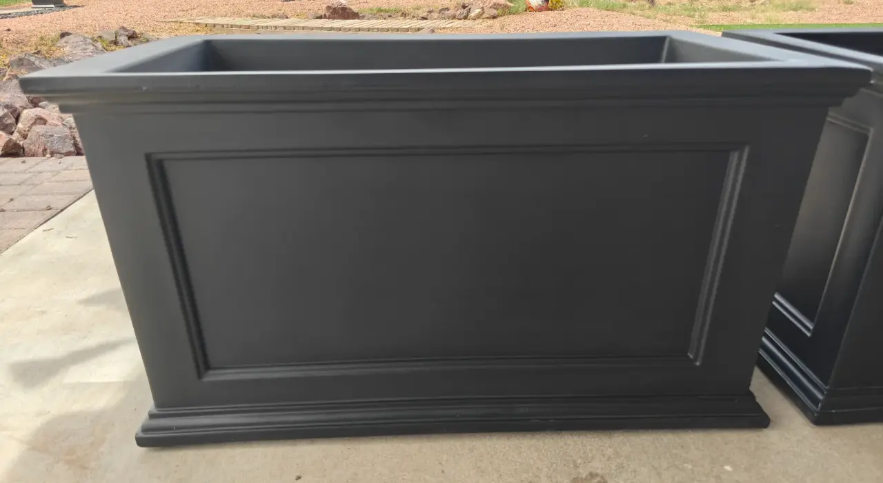 Mayne Fairfield Black Self-Watering Planters (Pair) - 20x36 thumbnail 2