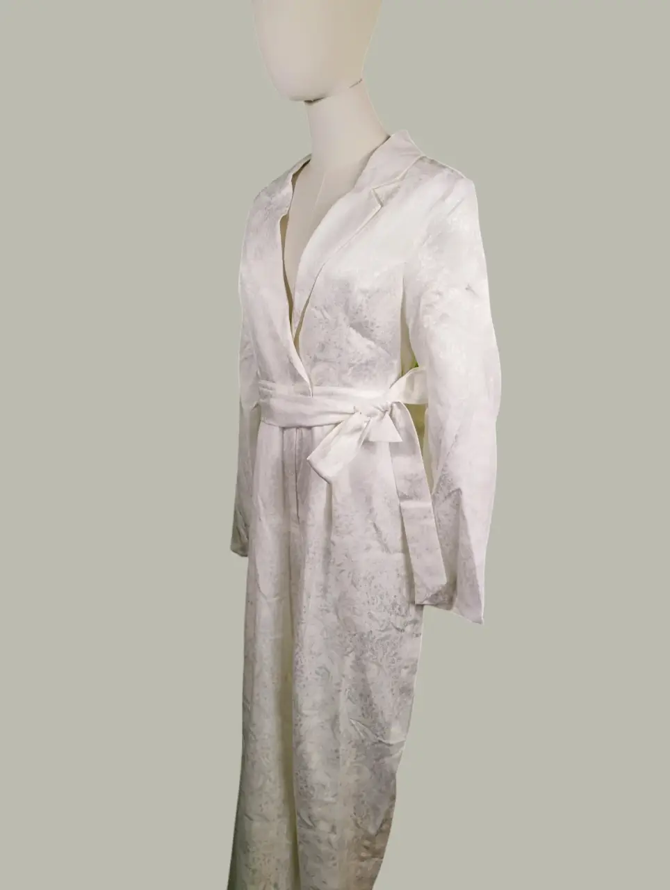 Lulus Upscale Romantic Ivory Jacquard Tie-Waist Collared Long Sleeve Jumpsuit Size L thumbnail 6