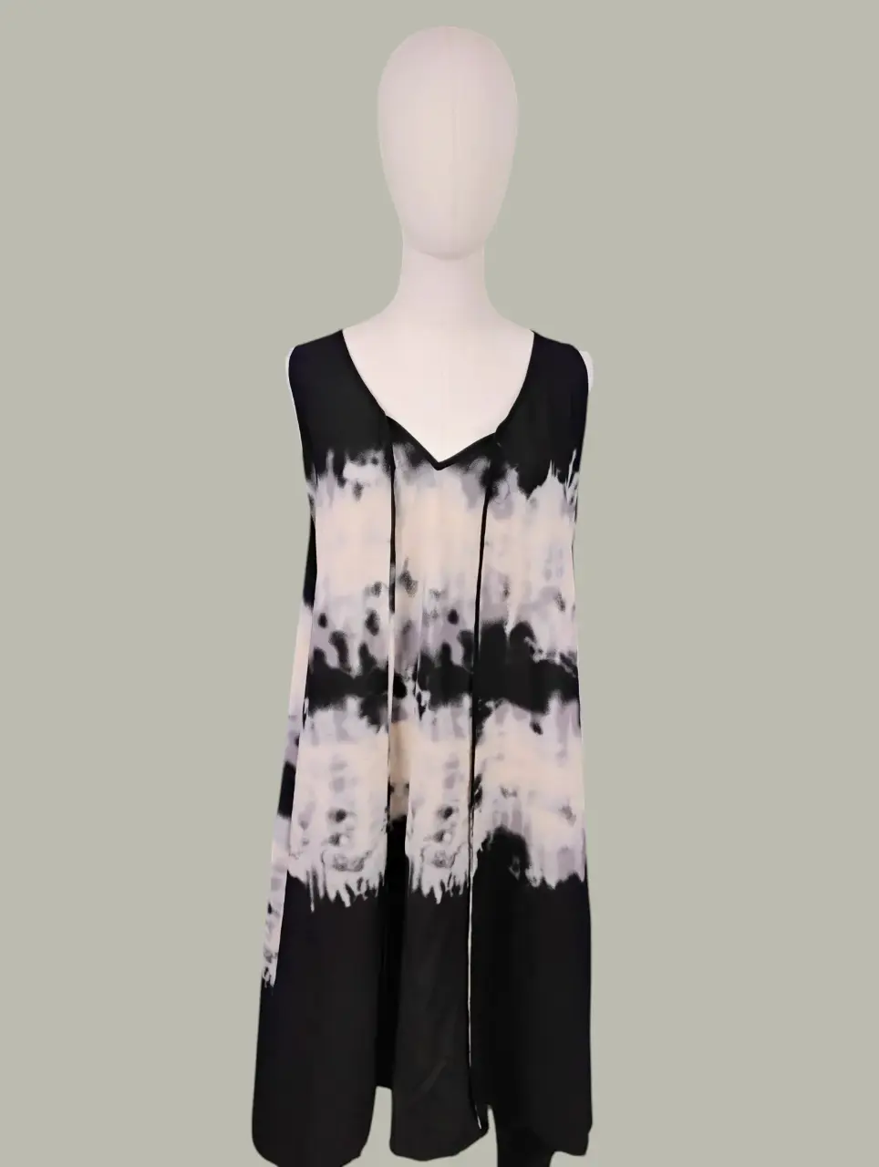 Forever 21 Women's S Tie-Dye Sleeveless V-Neck Split Back Tunic Top