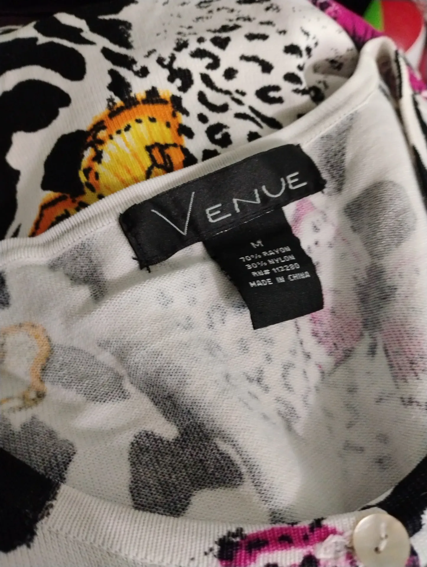 VENUE Women's M Butterfly Leopard Print Short Sleeve Blouse Top thumbnail 5