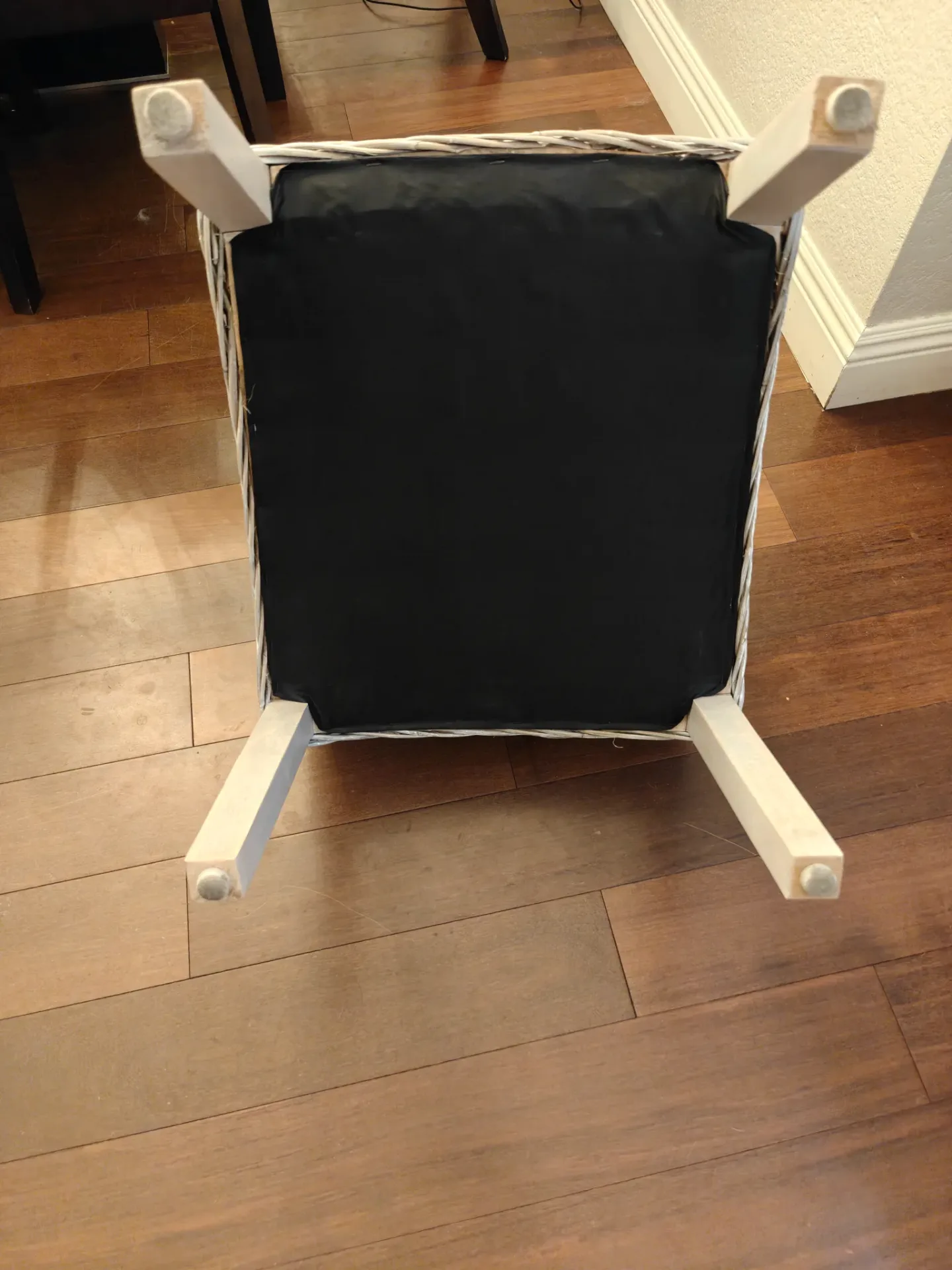 Florence Highback Washed Wicker Dining Chair New in Box thumbnail 5