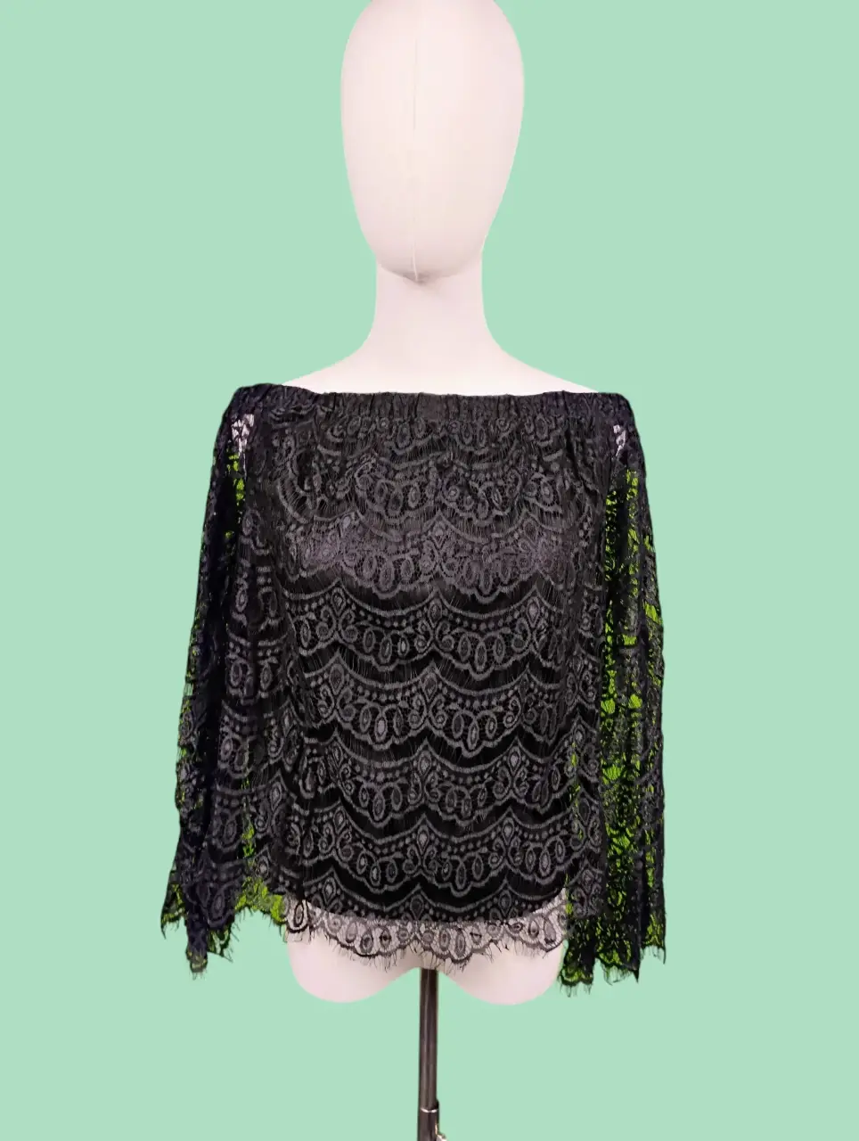 Love, Fire Women's Black Lace Off-Shoulder Scalloped Top Size L NWT