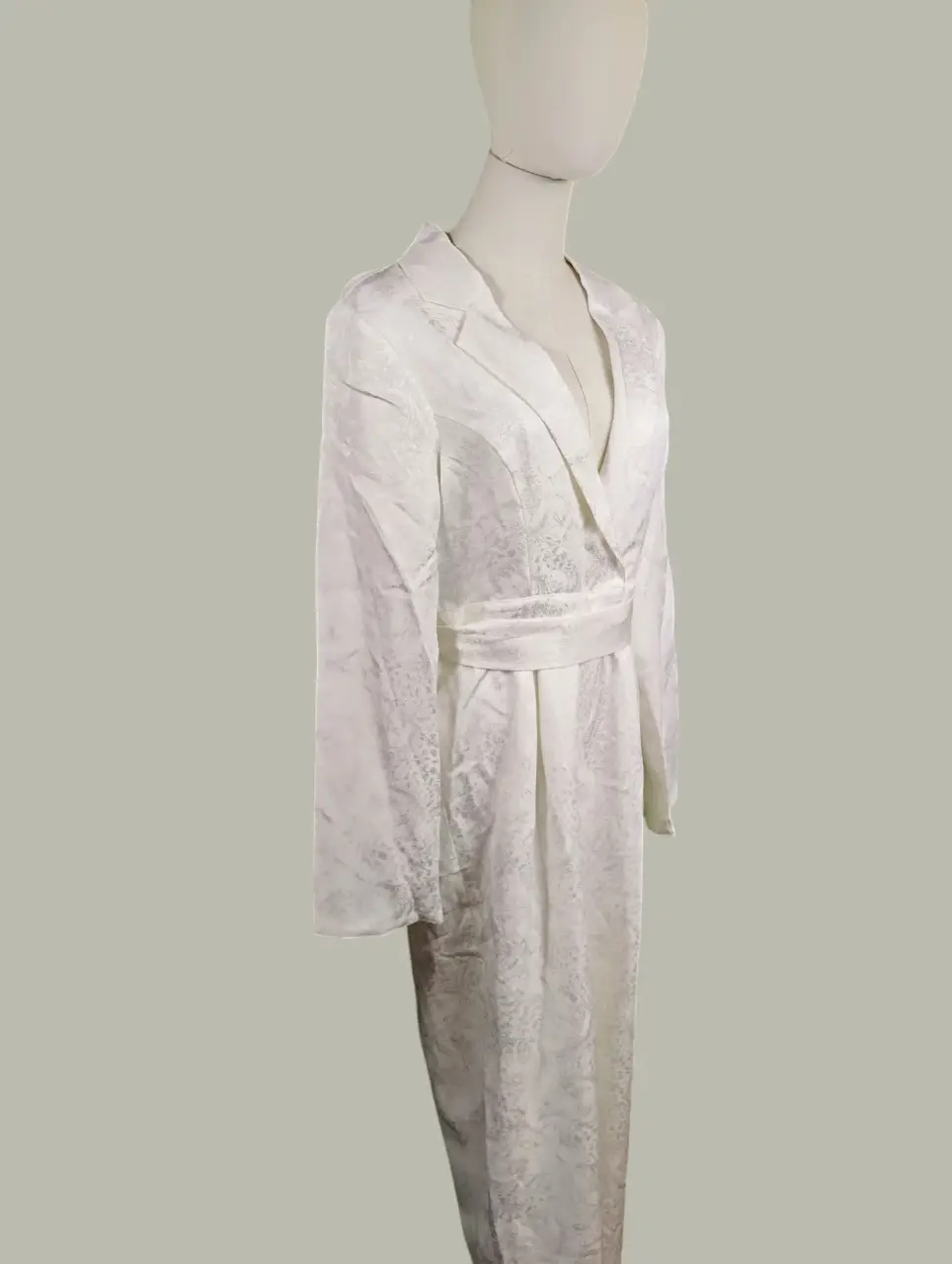 Lulus Upscale Romantic Ivory Jacquard Tie-Waist Collared Long Sleeve Jumpsuit Size L thumbnail 7