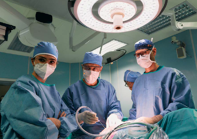 Distal gastrectomy and D2 lymphadenectmy for locally advanced gastric adenocarcinoma. Ceck the D2 compliance by B.Braun ICG fluorescence