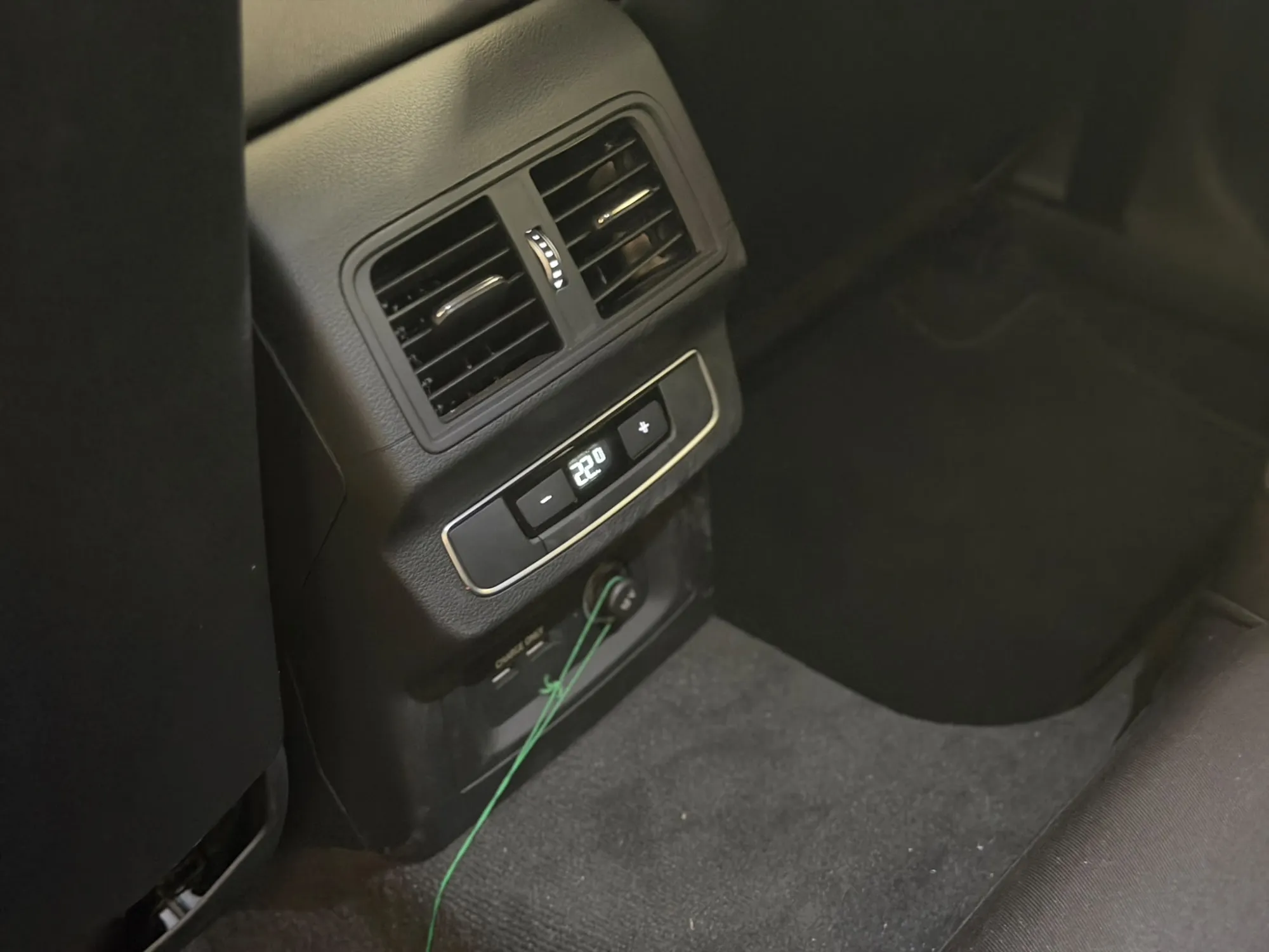 Anteprima 12 di AUDI Q5