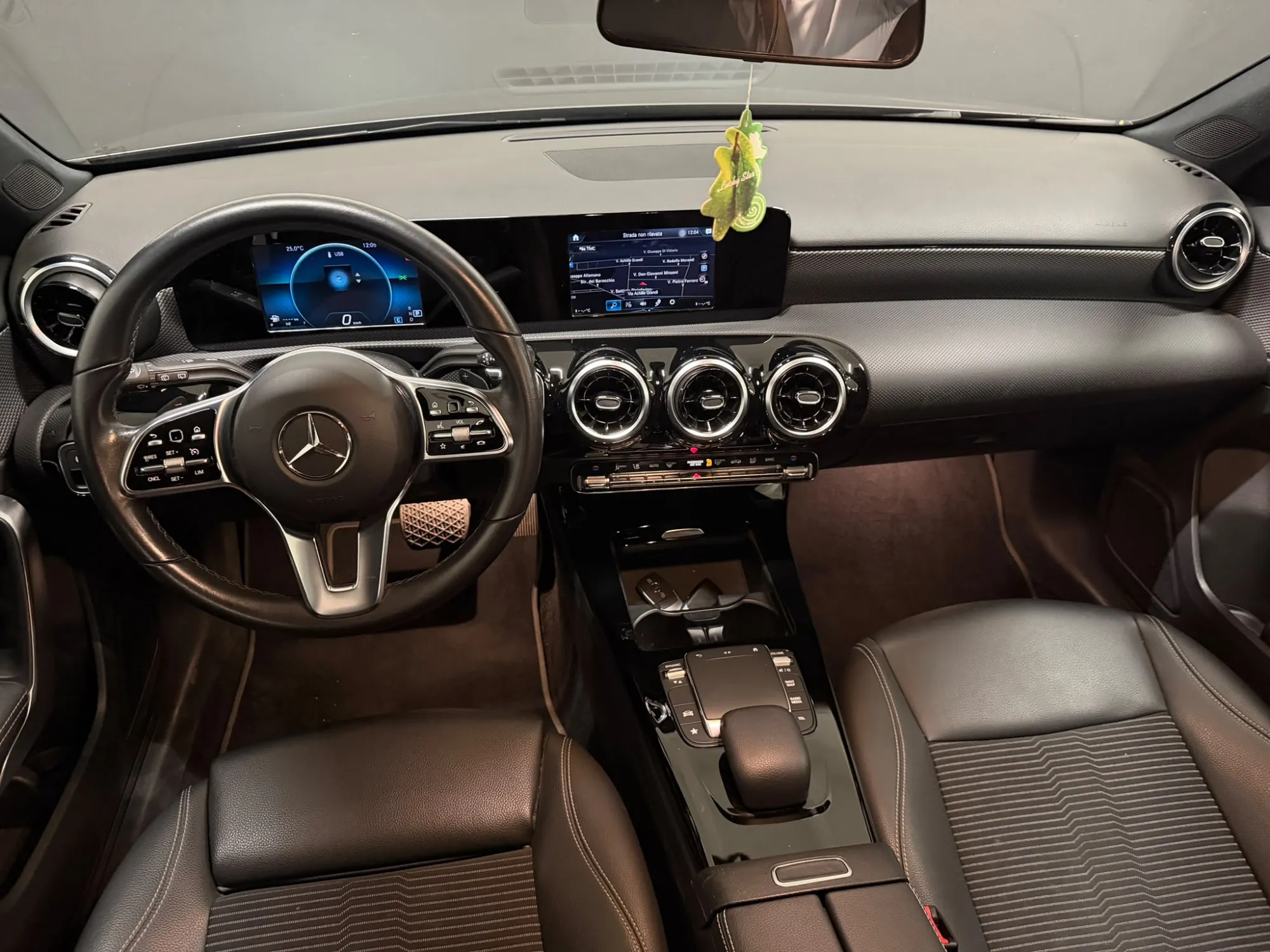 Anteprima 5 di MERCEDES Classe A