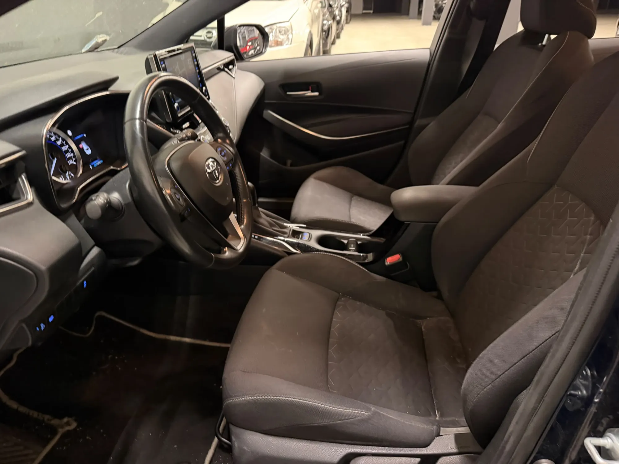 Anteprima 8 di TOYOTA Corolla