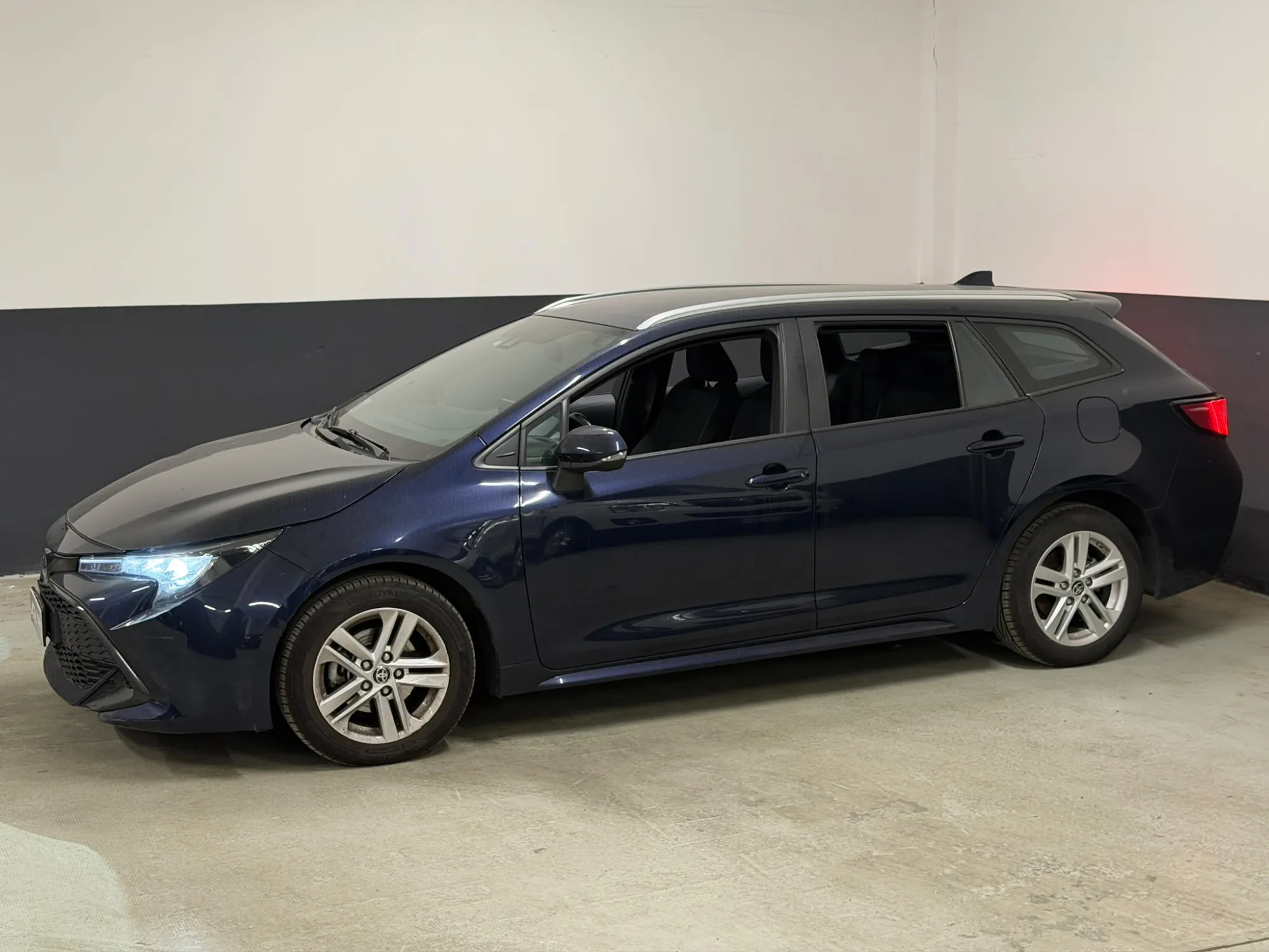 Anteprima 10 di TOYOTA Corolla