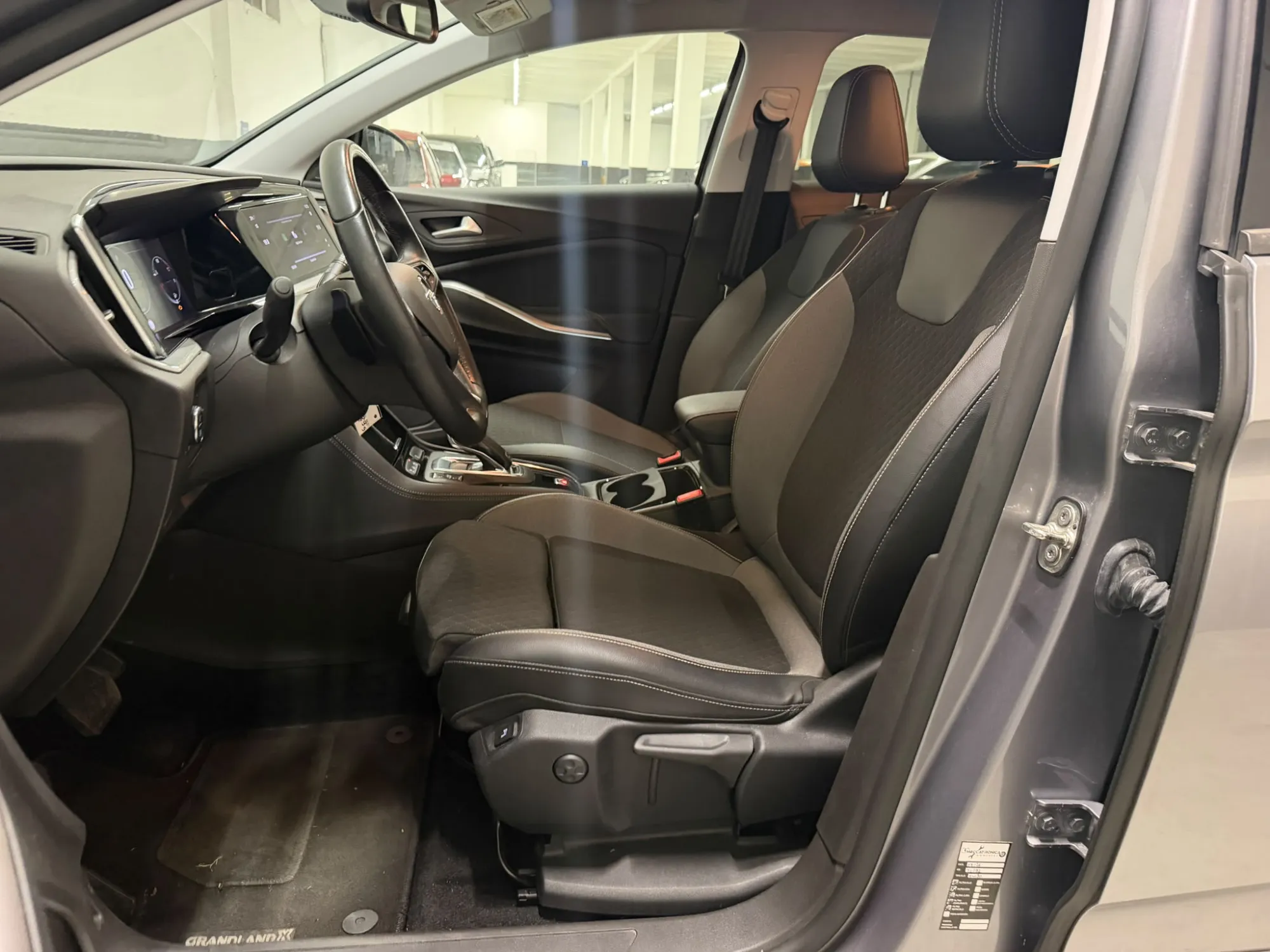 Anteprima 19 di OPEL Grandland