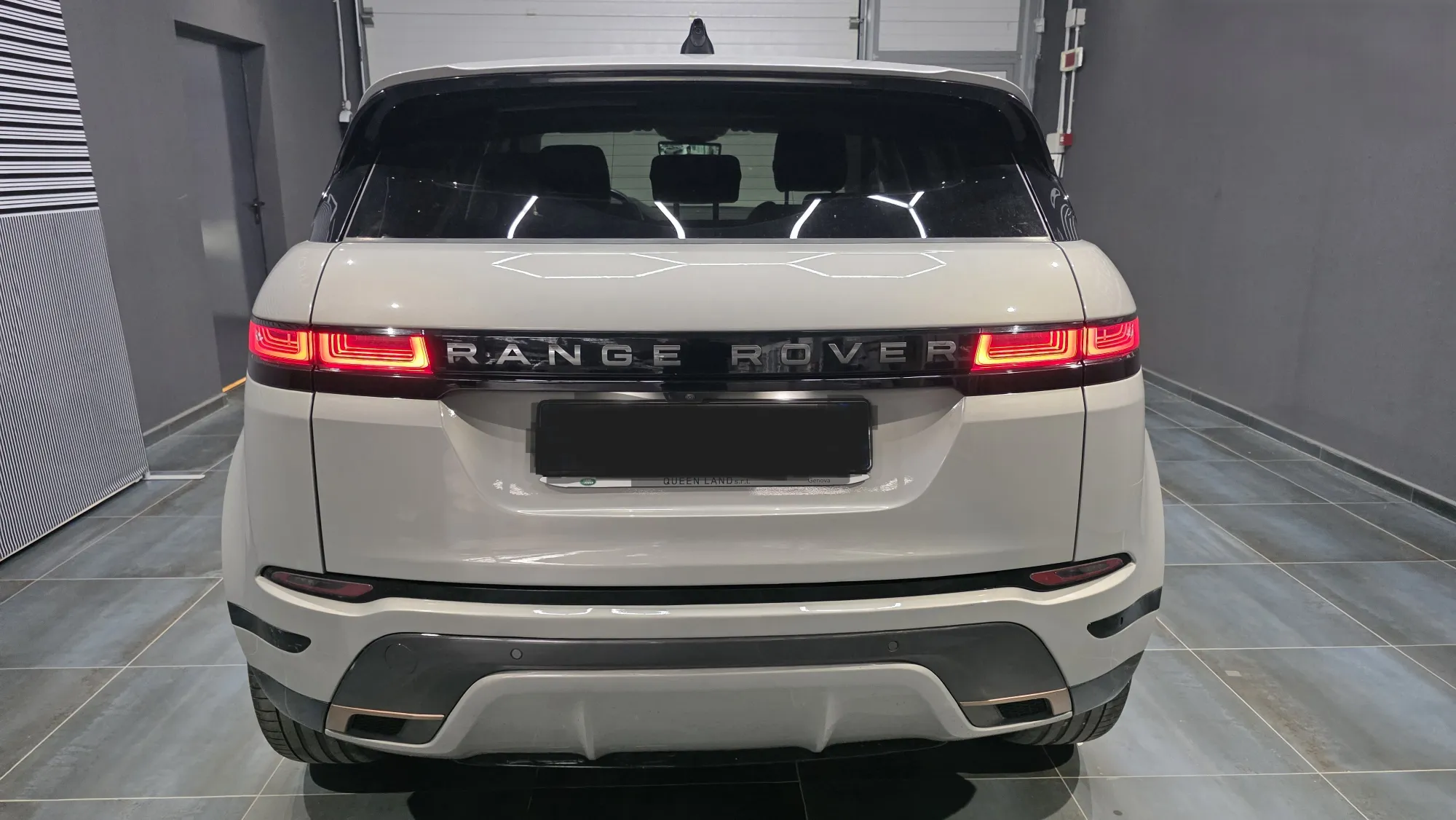 Anteprima 7 di LAND ROVER Range Rover Evoque