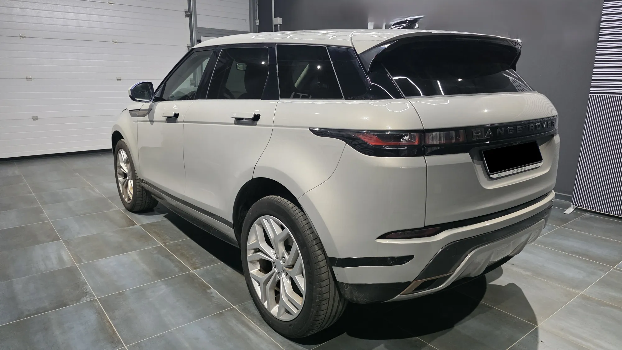 Anteprima 3 di LAND ROVER Range Rover Evoque