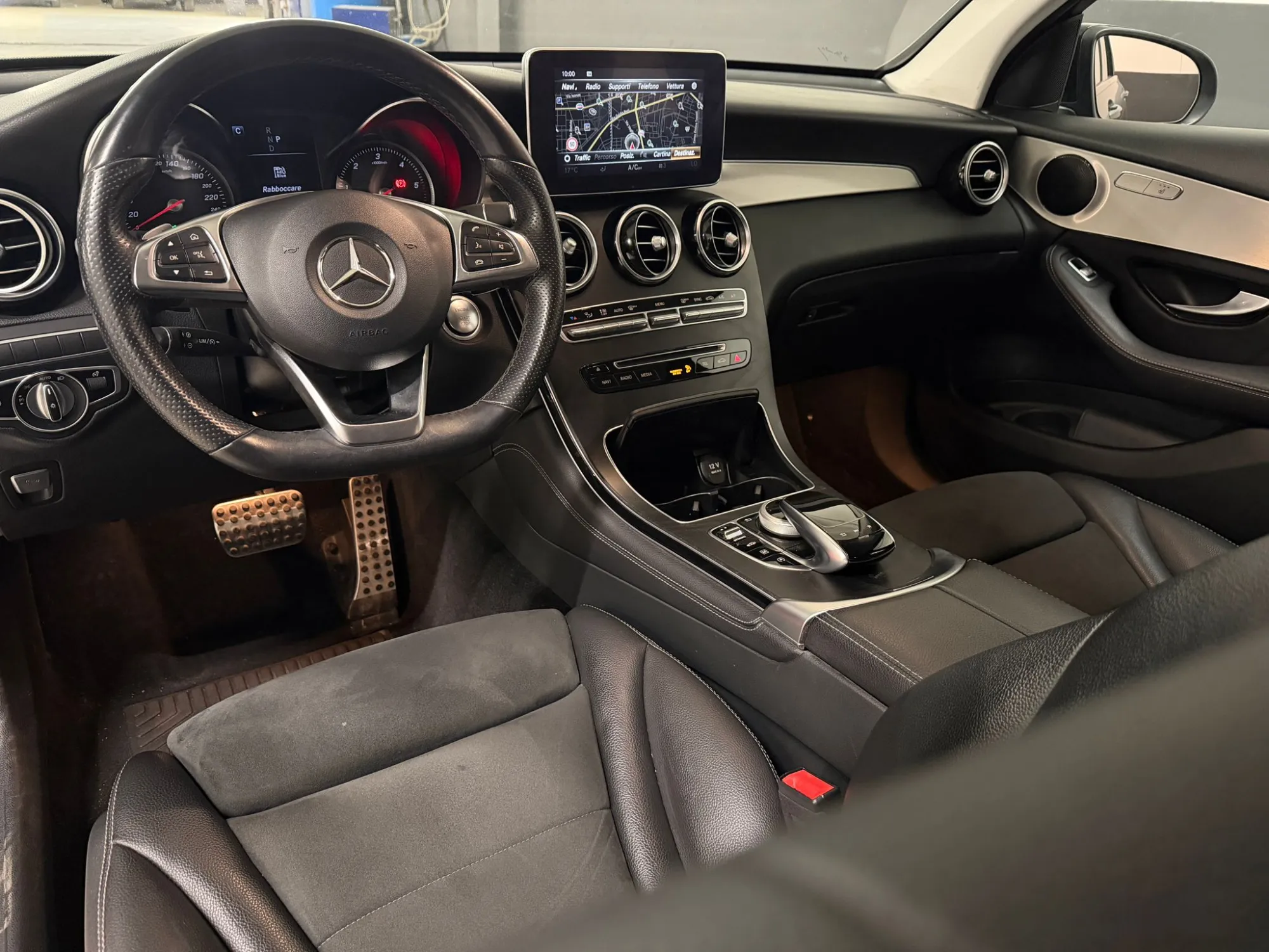Anteprima 16 di MERCEDES GLC