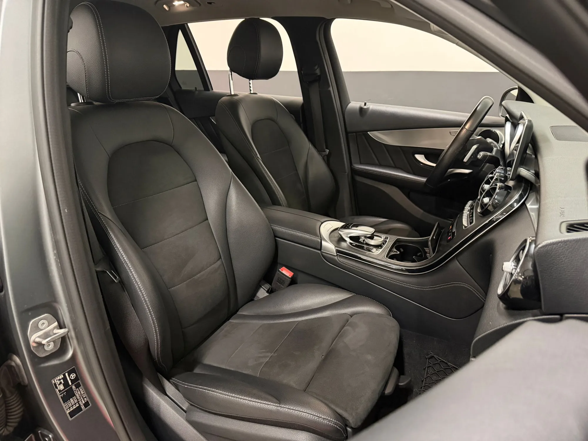 Anteprima 11 di MERCEDES GLC