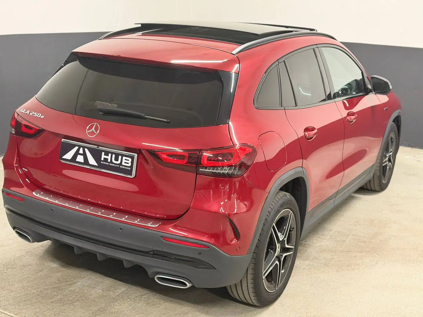 Anteprima 9 di MERCEDES GLA