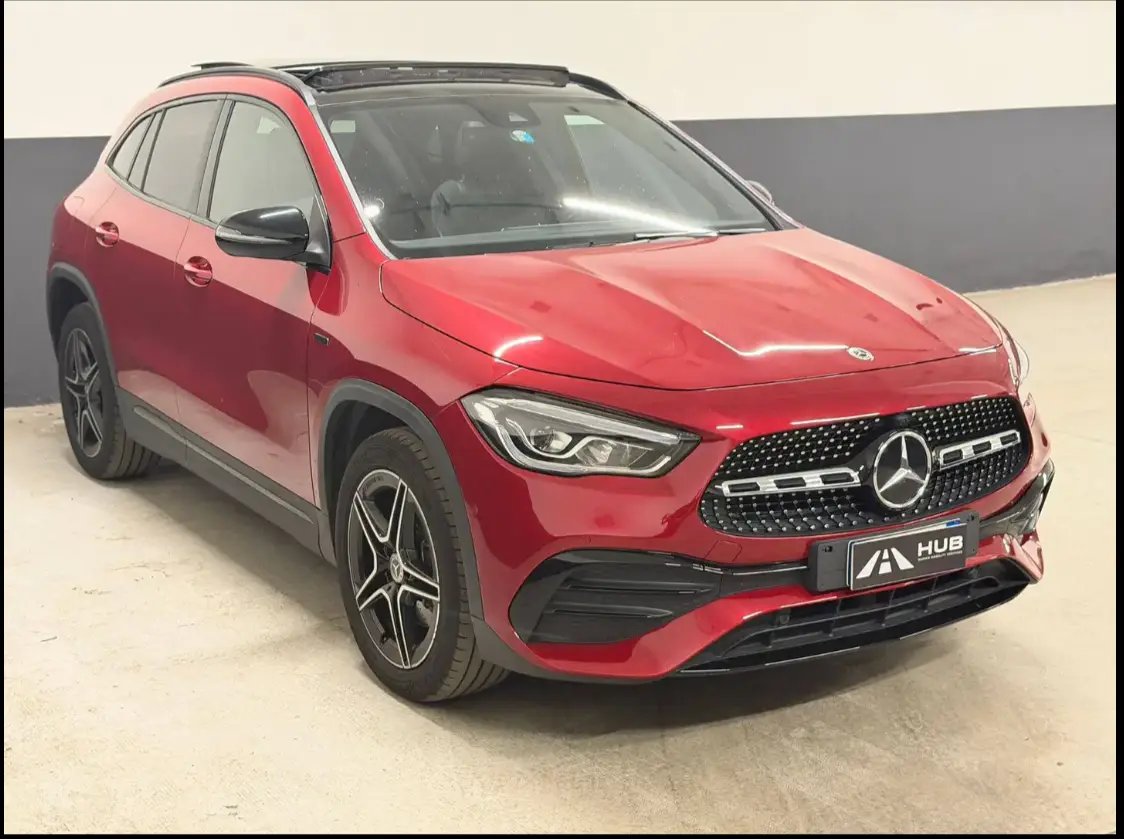 Anteprima 2 di MERCEDES GLA